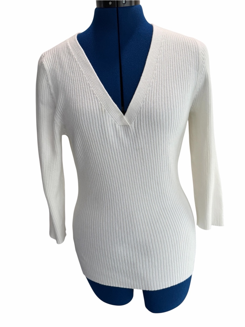 Hillard & Hanson White Ribbed V-Neck Sweater